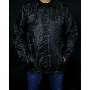 Beautiful Giant  windbreaker